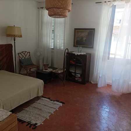 Jolie Chambre Dans Appartement Cosy En Plein Centre Marsilia Exterior foto